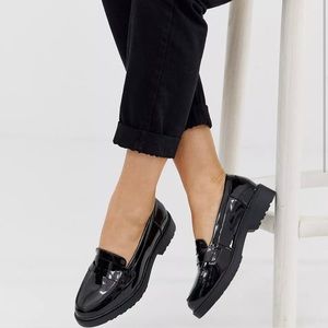 ASOS Patent Leather Wide Width 10 Loafer 90s Style